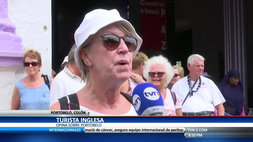 Turistas recorren Portobelo en medio de celebración al Cristo Negro