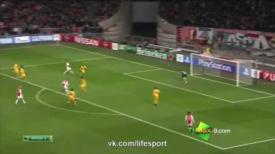 Resumen / Ajax 4 - 0 APOEL Nicosia