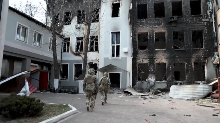 Otro intento de evacuar a los civiles atrapados en la ciudad asediada de Mariúpol