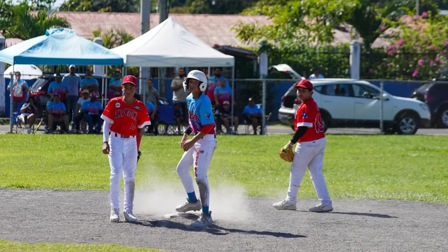 San Antonio y Cerro Viento protagonizaron la serie final del Torneo Sectorial Metropolitano de Béisbol Infantil