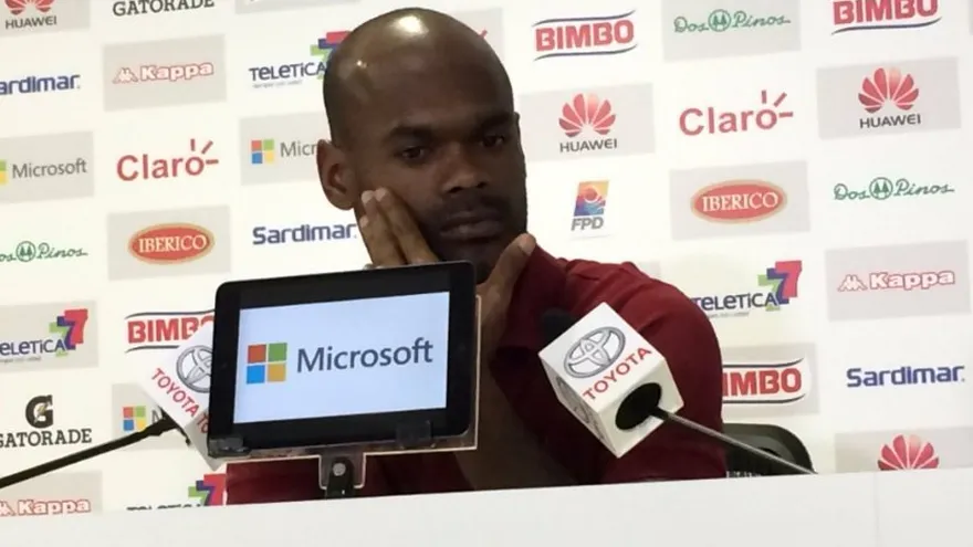 Deportivo Saprissa hizo oficial la salida de Adolfo Machado en conferencia de prensa