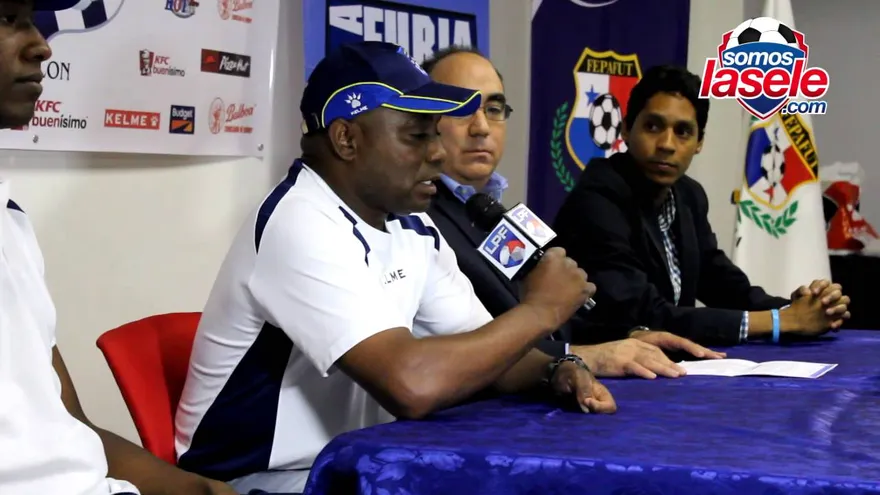 Deportivo Árabe Unido y su DT Jair Palacios van con todo para este 2014