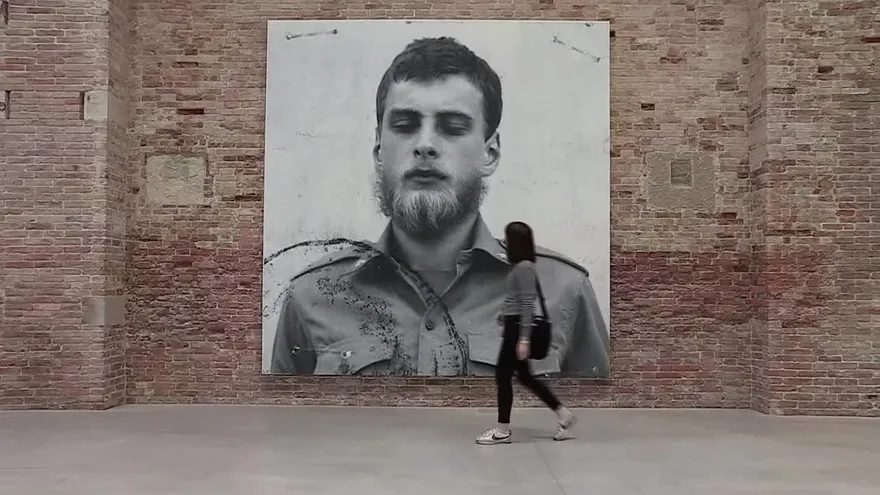 El cuerpo del artista como materia prima, lo nuevo en Venecia