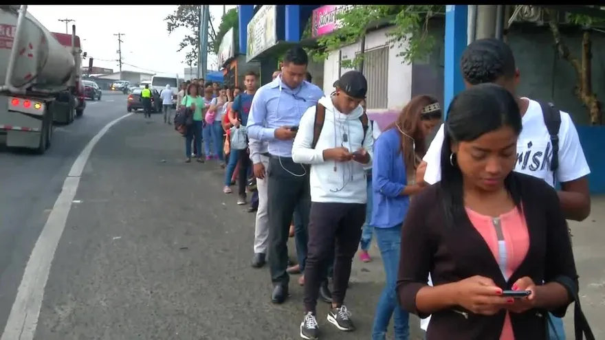 Noticiero AM 05 de abril  del 2017 - Bloque 4