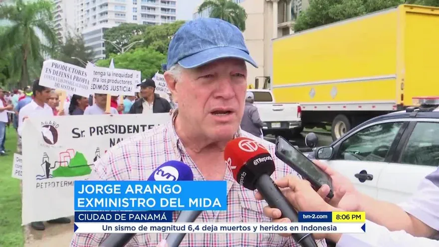 Exministro del MIDA recibe cuestionamientos en redes sociales