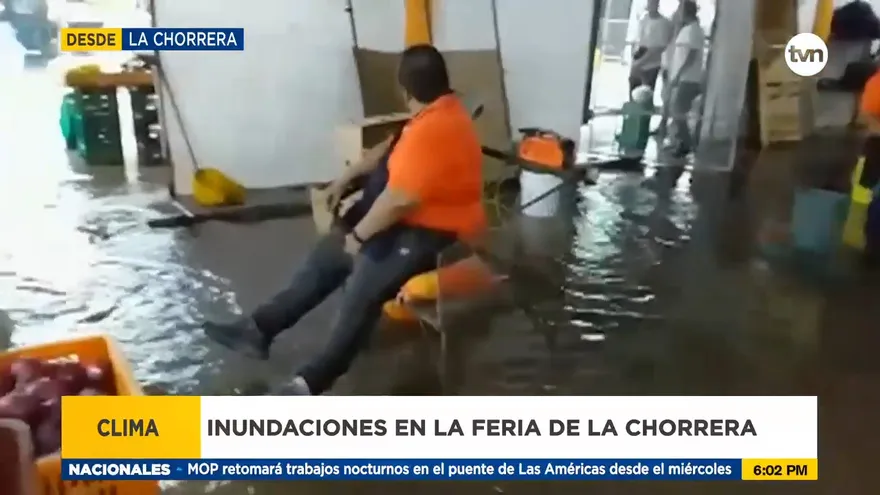 Se inundaron locales de vendedores en La Chorrera