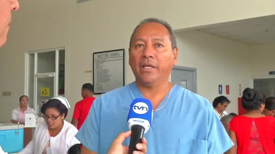 Panameños se Vacunan contra el AH1N1