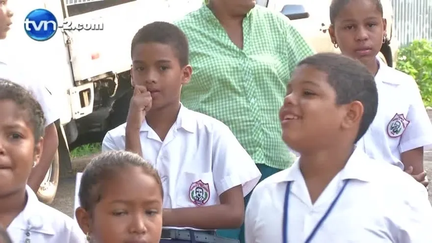 Estudiantes por escuela insalubre en Panamá Este