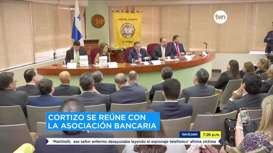 Cortizo se reúne con directivos de la ABP