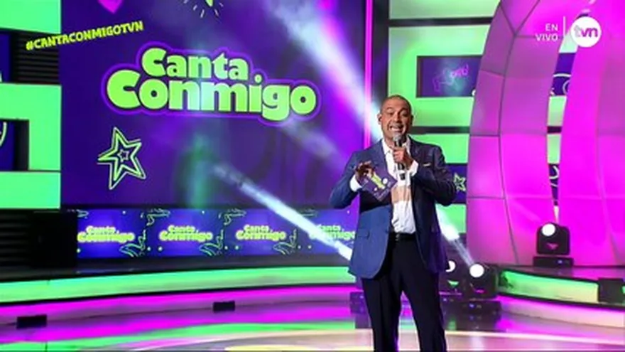 Danna Paola y Lisseth cantaron el temazo "El privilegio de amar"