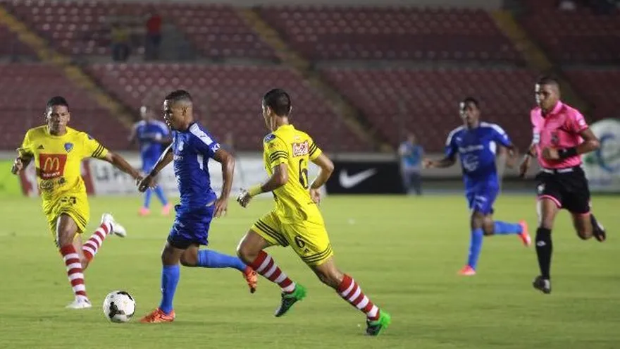 Chorrillo y Árabe Unido definirán el campeón del fútbol panameño | LPF