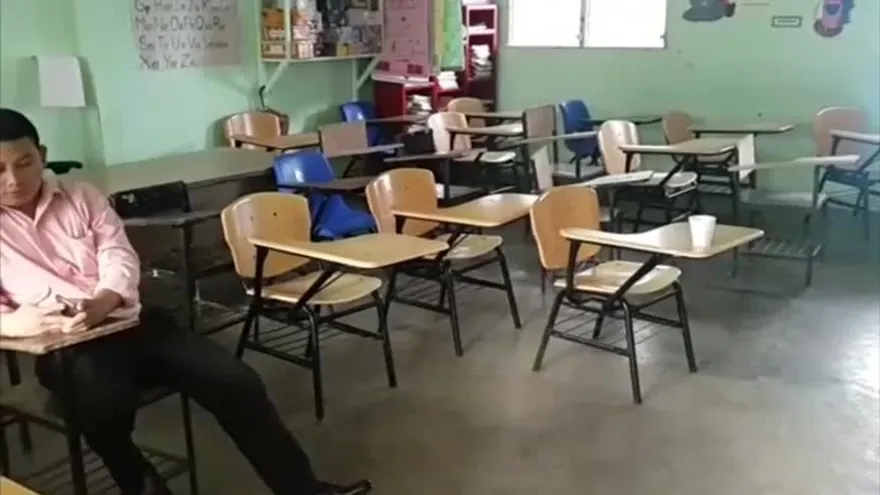 Docentes de Colón realizan manifestación