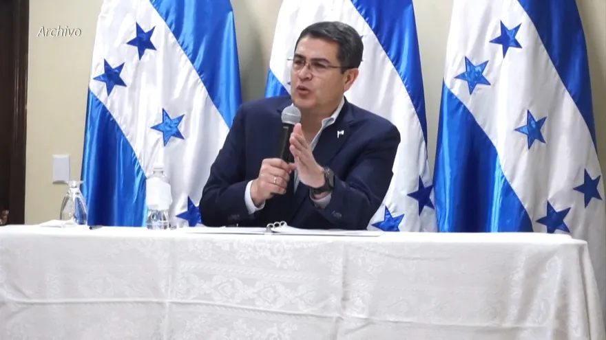 Honduras extradita a expresidente Hernández, reclamado por narcotráfico en EEUU