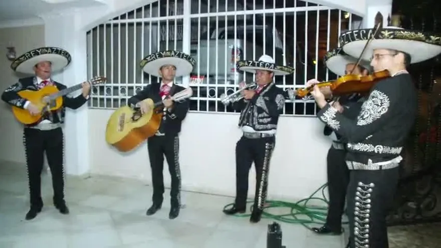 Serenatas a las madres en su día