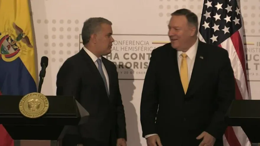 Pompeo pide "seguir apoyando" esfuerzos contra la "tiranía" de Maduro en Venezuela