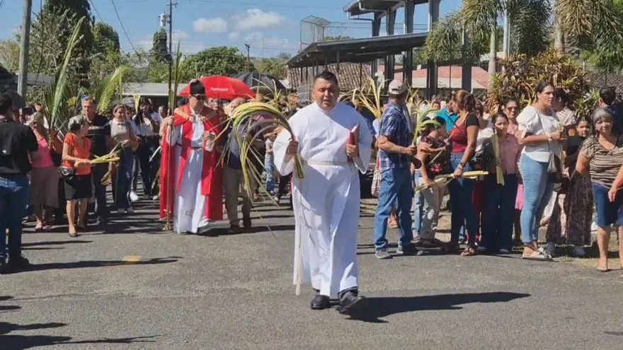 Coclé, Veraguas y Los Santos celebran el Domingo de Ramos.