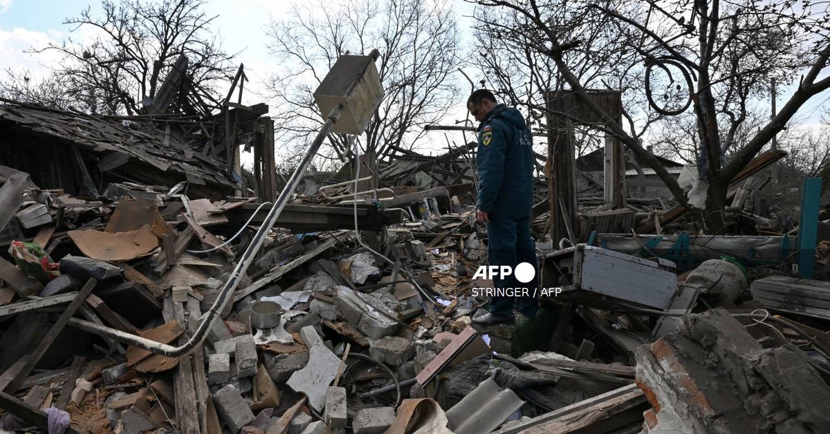 Ucrania y Rusia se acusan mutuamente de violar la tregua por la Pascua ortodoxa