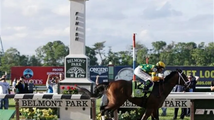 "Palace Malice" da sorpresa y gana Belmont Stakes