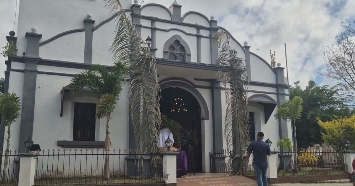 Juventud impulsa escenificación de Semana Santa en Los Pozos, Herrera