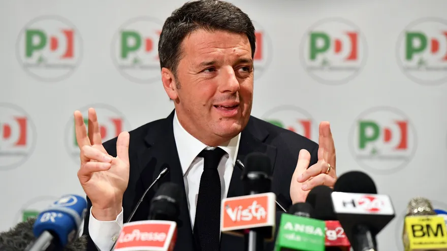 El ex primer ministro italiano y secretario general del gubernamental Partido Demócrata (PD), Matteo Renzi, presentó hoy su dimisión tras los malos resultados de esa formación en las elecciones generales del domingo, en que obtuvo cerca del 18,8 % de los sufragios.