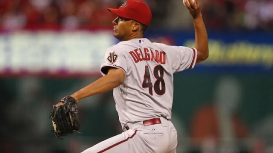 Delgado lanza primer juego con Diamondbacks