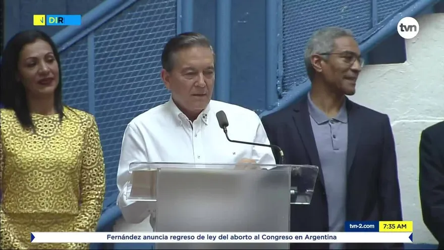 Mensaje de Cortizo a estudiantes, docentes y padres de familia