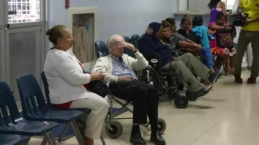Necesidad de acompañamiento a adultos mayores en el cobro de los $120 a los 65