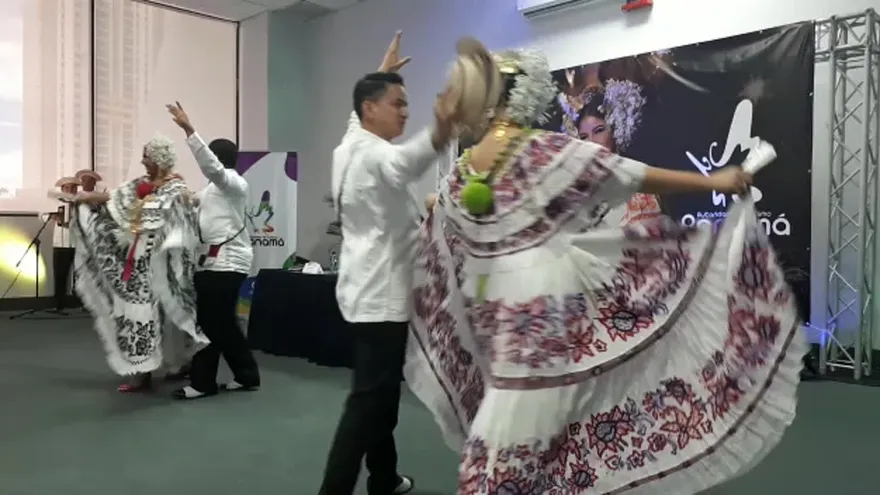 ATP lista para el Desfile de Las Mil Polleras