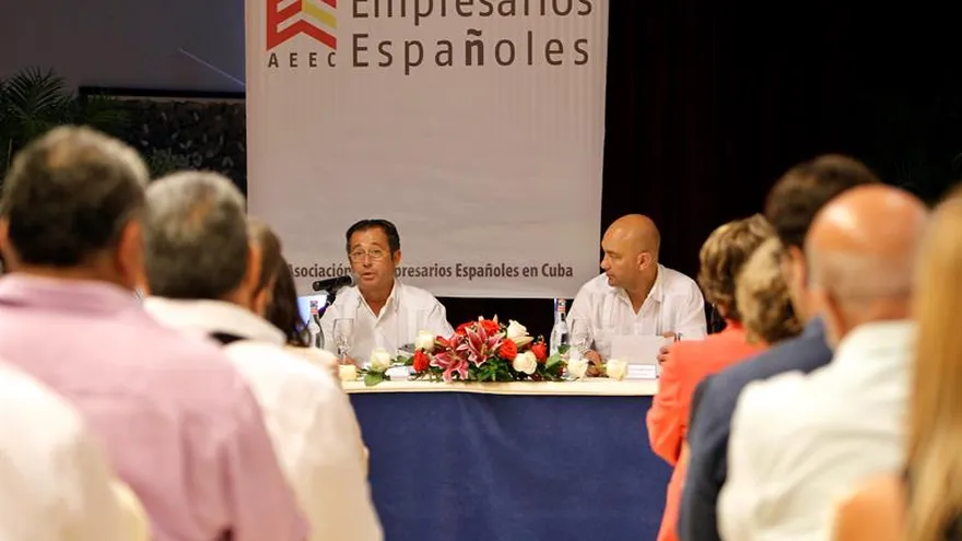Organizaciones empresariales destacan el notable avance de negocios con Cuba. EFE