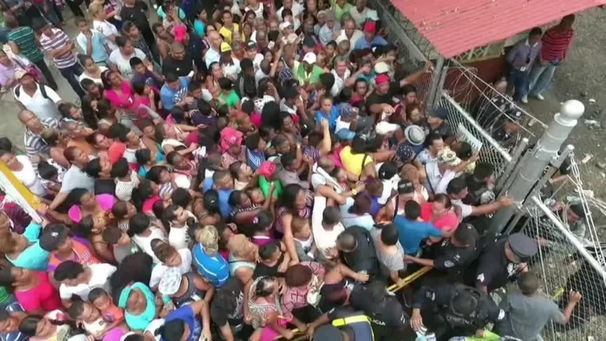Caos en feria de Pan de Azúcar