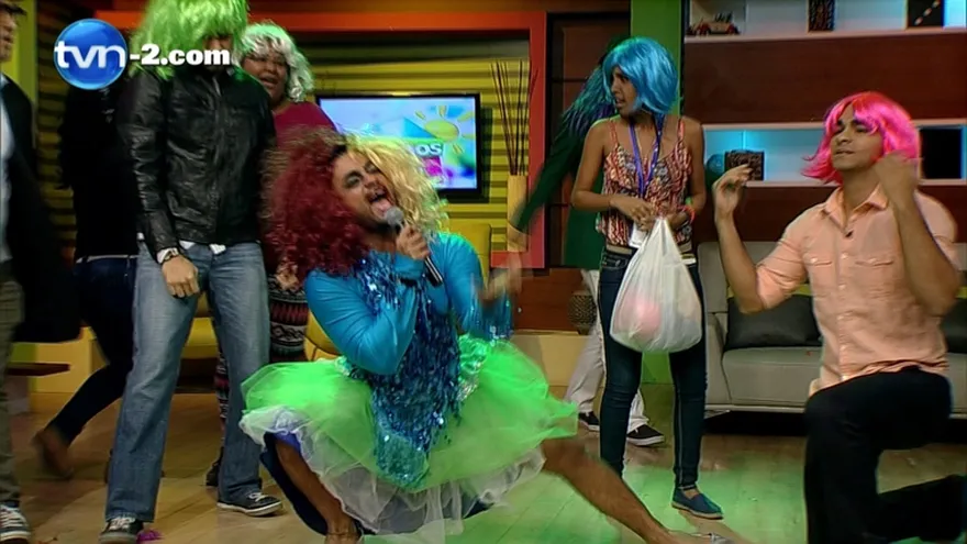 Batalla Lipsync Buenos Días - Pedro Salda "Daddy Yankee" vs Ludwik tapia "Gloria Trevi"