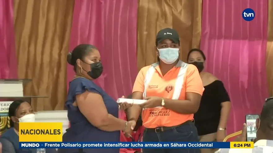 Jóvenes en Colón reciben capacitaciones