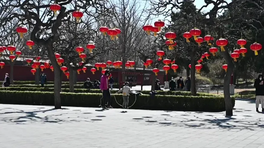 China intenta poco a poco volver a una vida normal