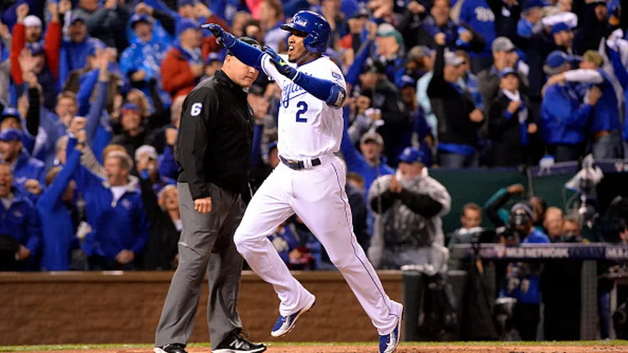 Alcides Escobar pacta con los Reales por un año