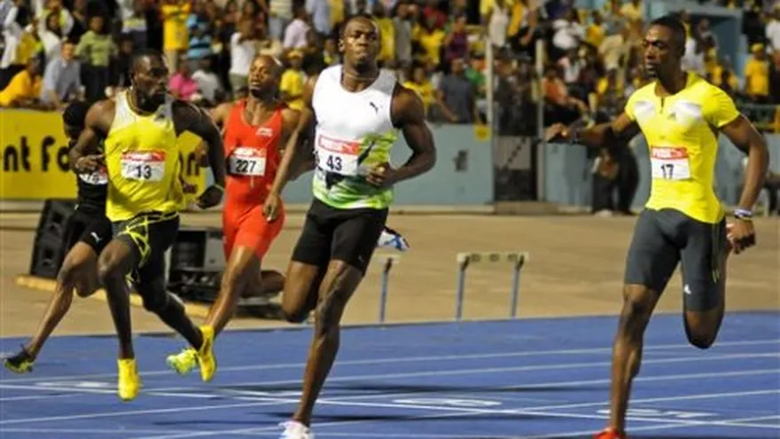 Usain Bolt gana los 100 metros en Jamaica