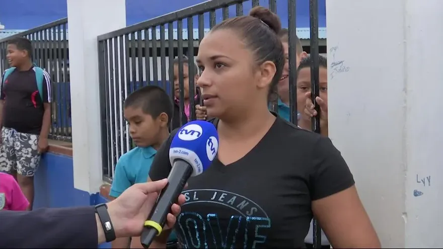 Preocupación de padres de familia en escuela La Siesta en Tocumen