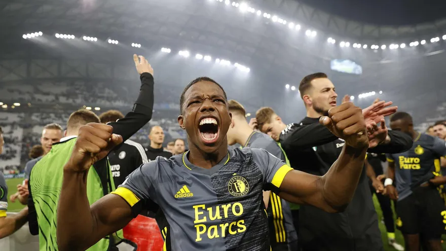 Definida la primera final de la Conference League, la jugarán Roma y Feyenoord