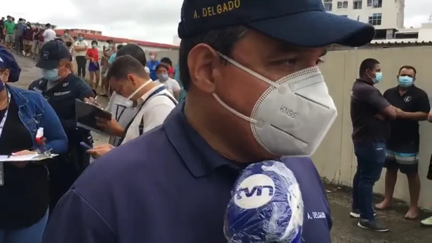 Bomberos atienden explosión en apartamento en Río Abajo