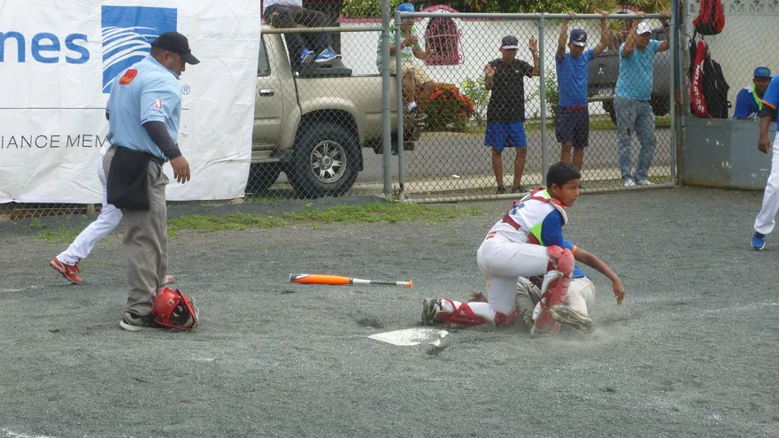 Los partidos de semifinales se realizaron en el CAPLITOM  de Juan Díaz