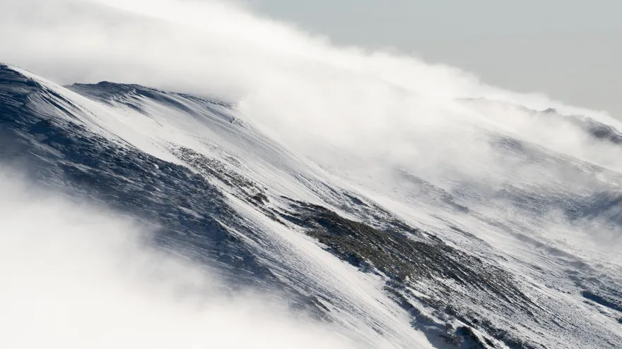 Imagen con fines ilustrativos de montaña de nieve.