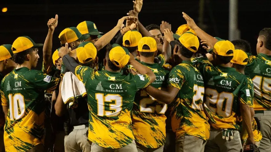 Las llaves de la serie de ocho equipos en el béisbol juvenil