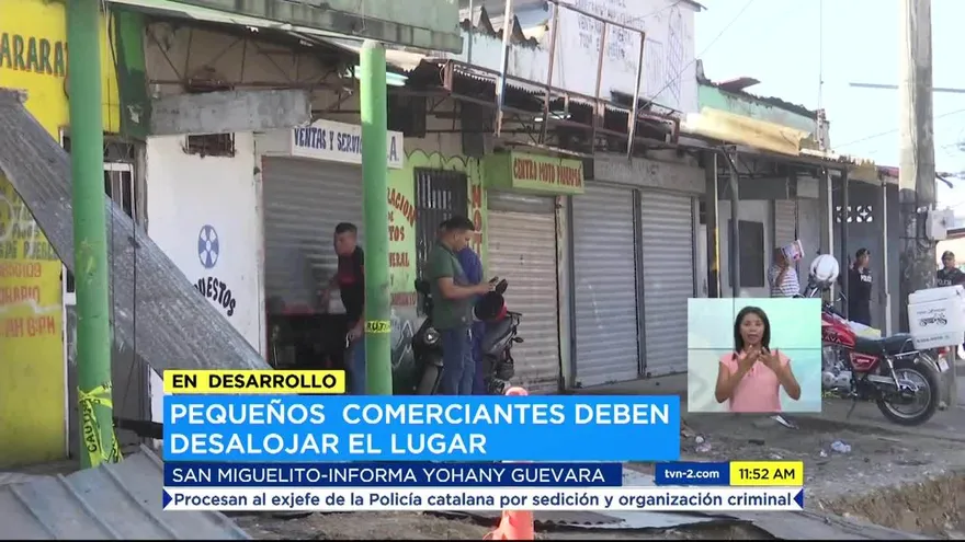 Comienzan a demoler puestos de buhoneros en San Miguelito