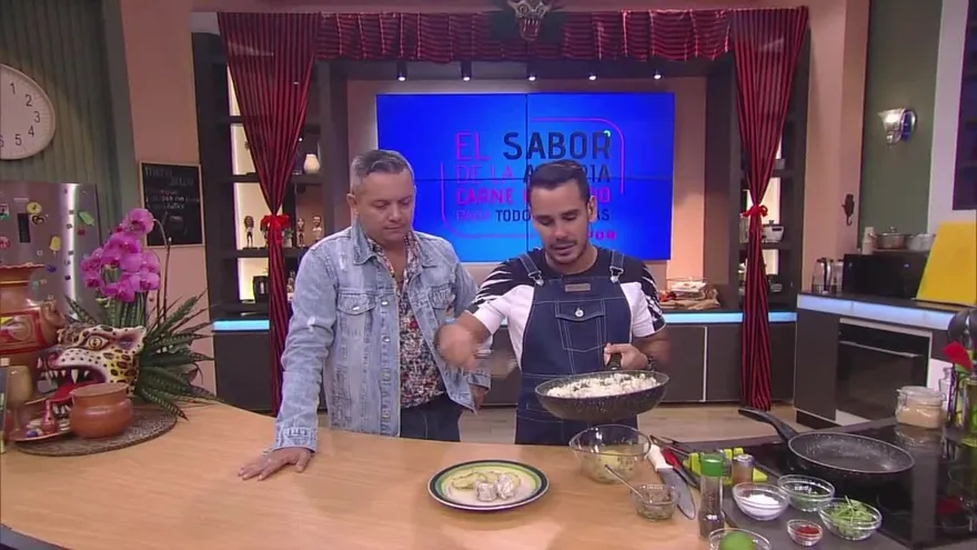 Alexis nos cocina un filete de cerdo en salsa rápida