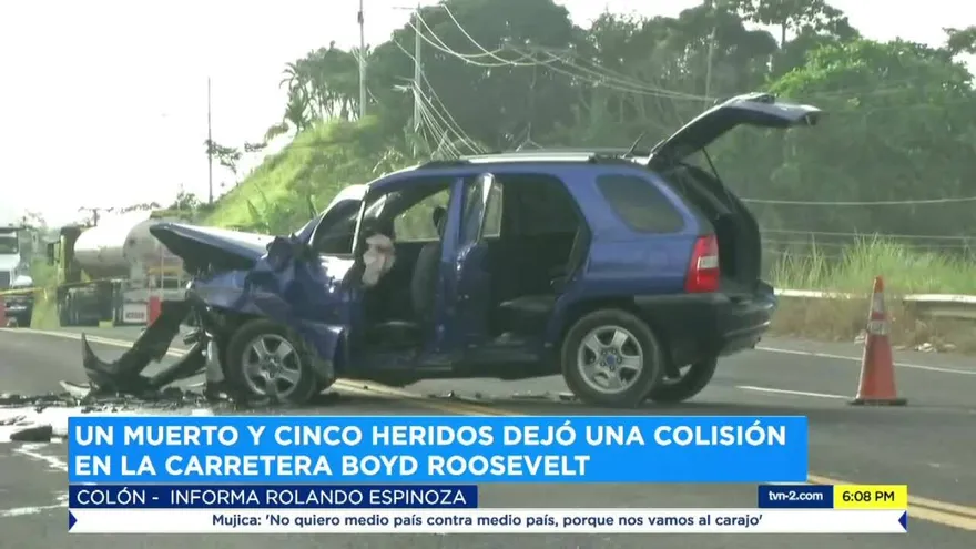 Choque frontal entre 2 vehículos deja un muerto y varios heridos en Colón