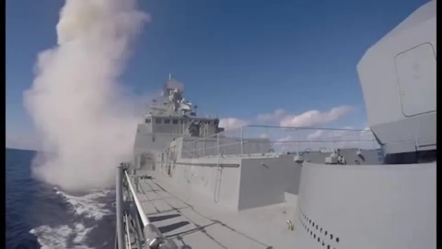 Rusia comienza el repliegue de sus fuerzas en Siria con la retirada de su portaaviones