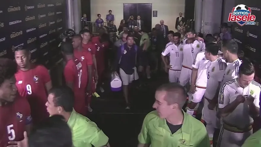 El árbitro protagonista del partido en Copa Oro