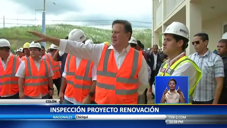Varela recorre viviendas del proyecto de Renovación de Colón