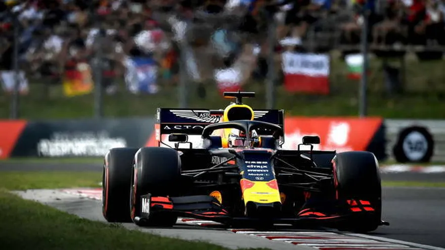 Verstappen logra al fin la primera pole position de su carrera