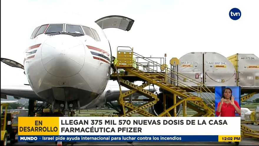 Llega un nuevo lote de vacunas de Pfizer