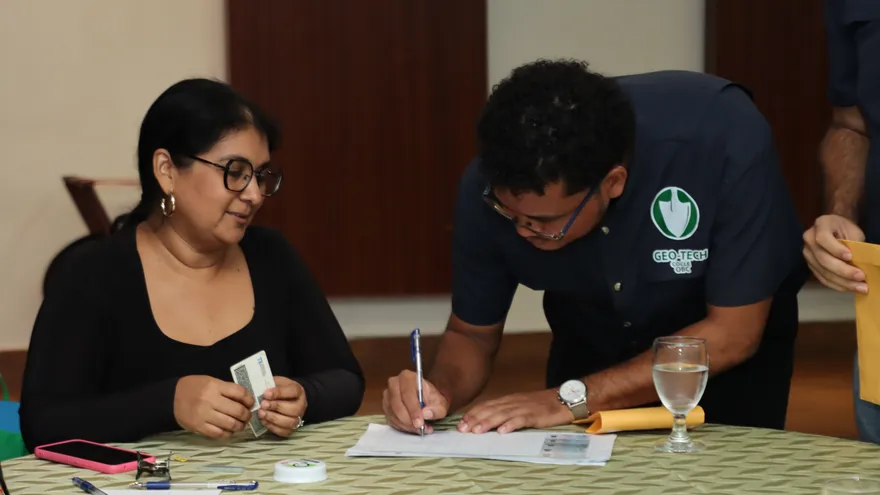 Los productores recibiendo el impulso por parte del Ministerio de Ambiente